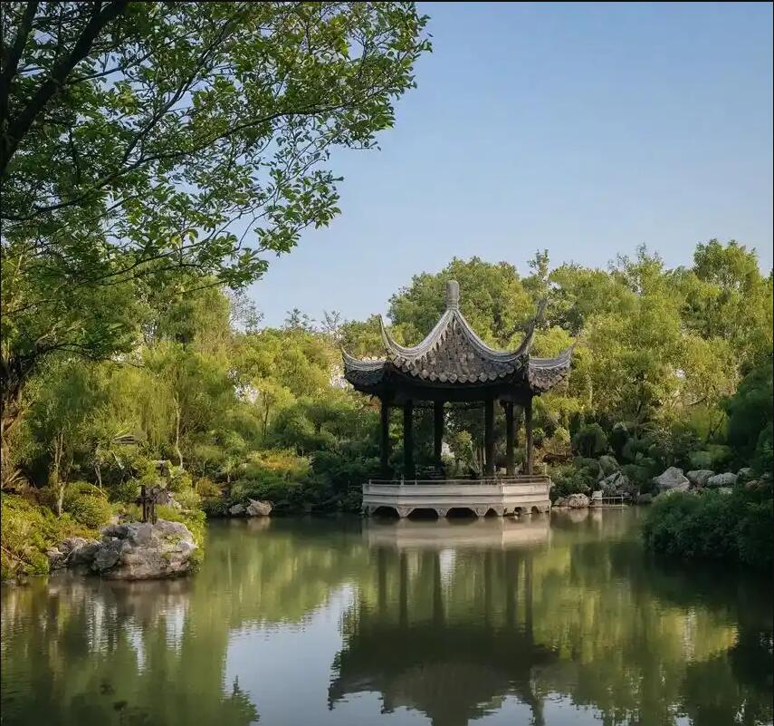 东莞石龙乐菱餐饮有限公司